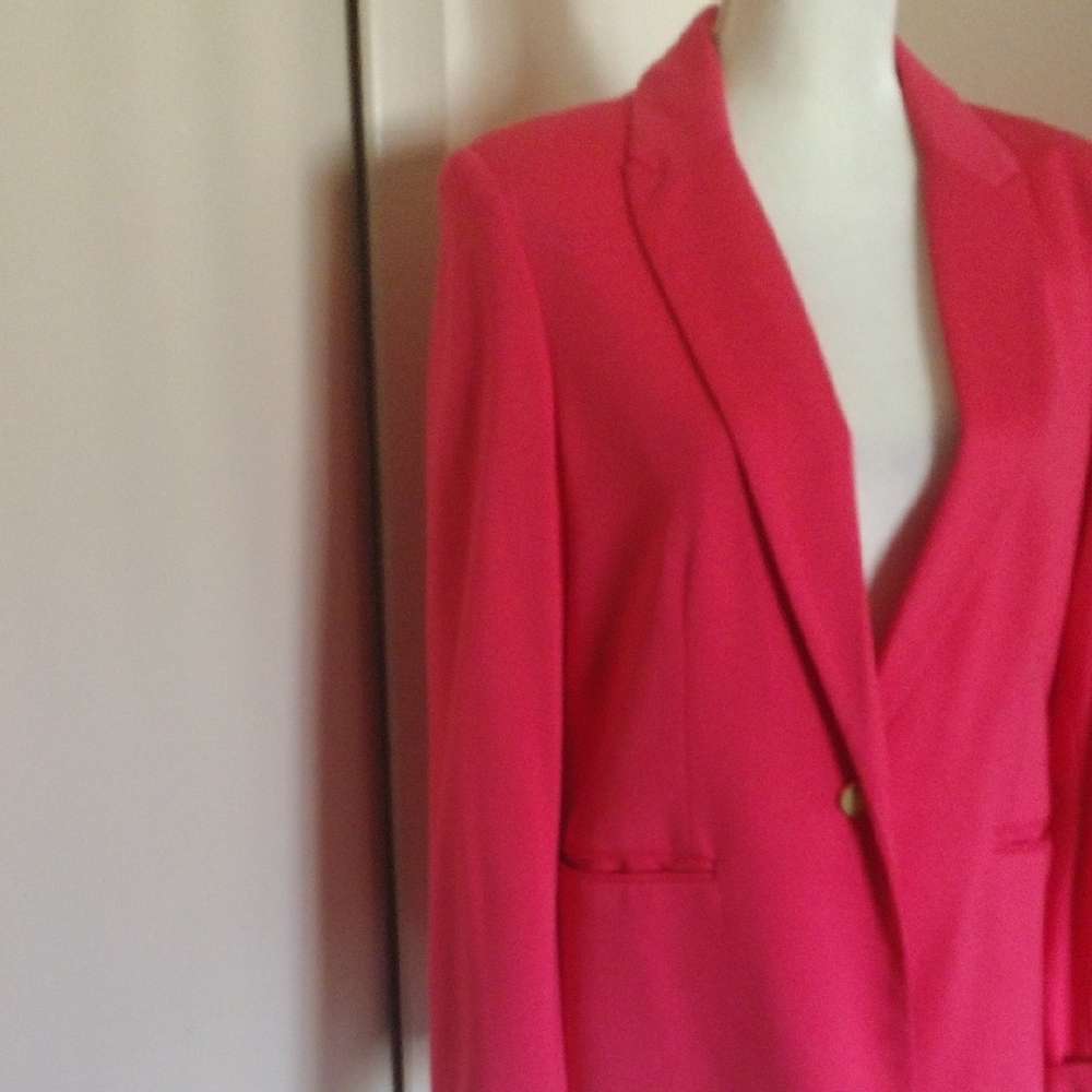 Philosophy Pink Tailored Blazer with Notched Lapels